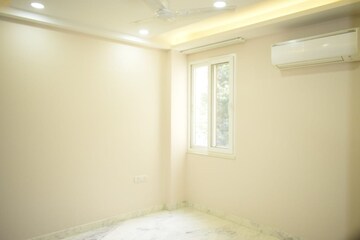 Room in 3 BHK Builder Floor at Greater Kailash ii – for Sale