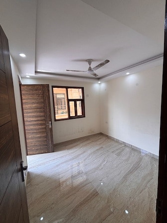 2 BHK Builder Floor For Rent in Chattarpur Delhi  7673456