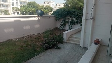 Balcony in 3 BHK Builder Floor at DLF Hyde Park, South Mullanpur – for Sale