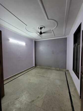 1 BHK Builder Floor For Rent in Sant Nagar Delhi  7673782