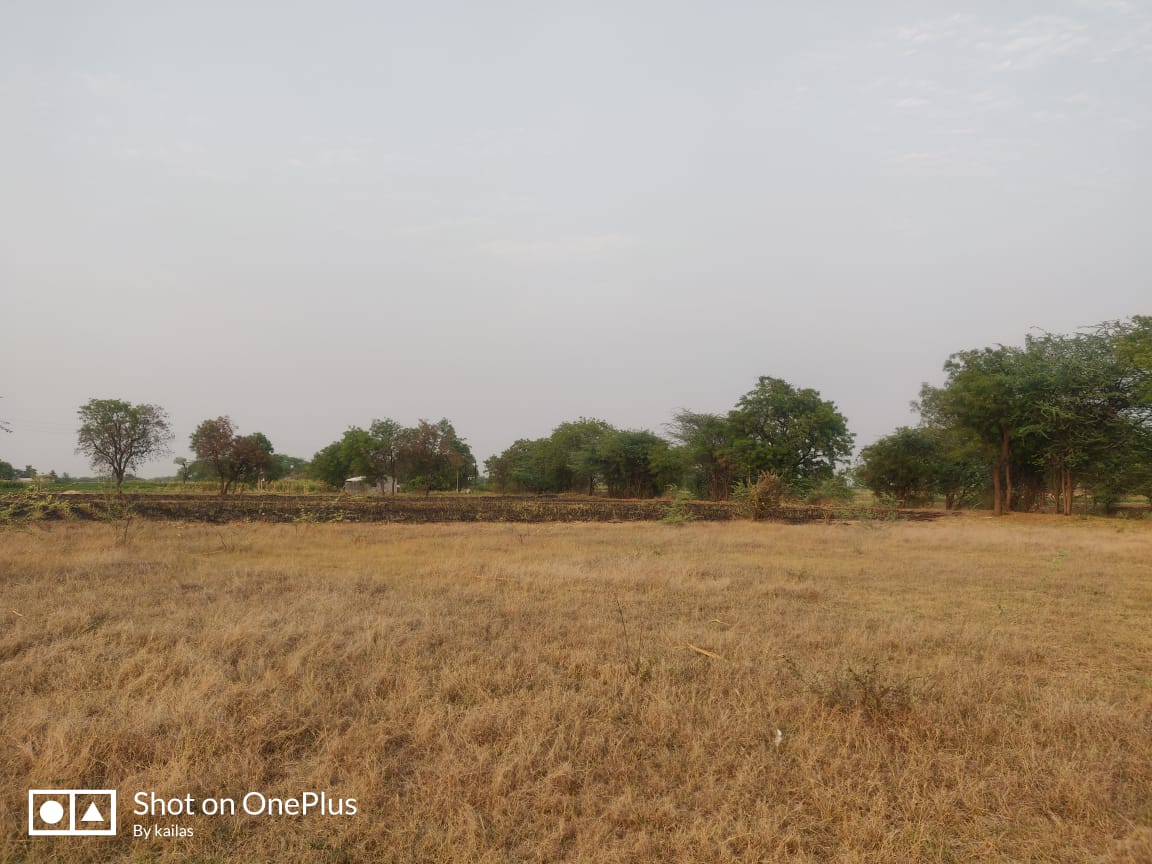 Resale Commercial Land 1 Acre in Tadepalli Vijayawada 7647811