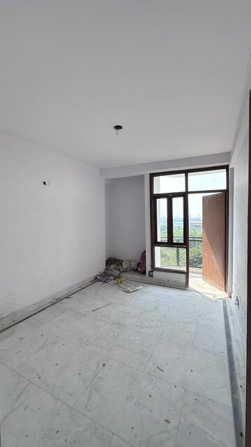 Room in 3 BHK Apartment at Sector 22 Dwarka – for Sale