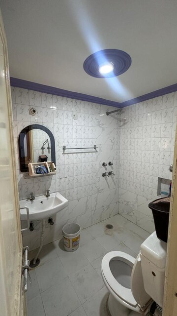 Bathroom in 3 BHK Apartment at Kamp Eden Heights, Sector 22 Dwarka – for Sale