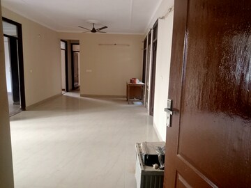 Bathroom in 3 BHK Builder Floor at Vip Road – for Sale