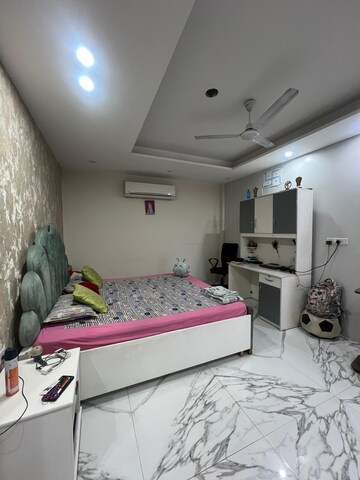 Bedroom in 4 BHK Builder Floor at Kendriya Vihar, Sector 56 – for Sale