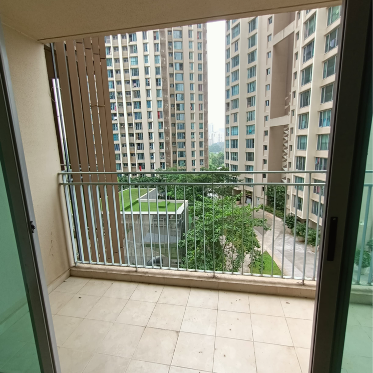 Balcony, oberoi-forestville 3 Bedroom 1130 Sq.Ft. Apartment In Kiran Mill Colony Thane 7674887