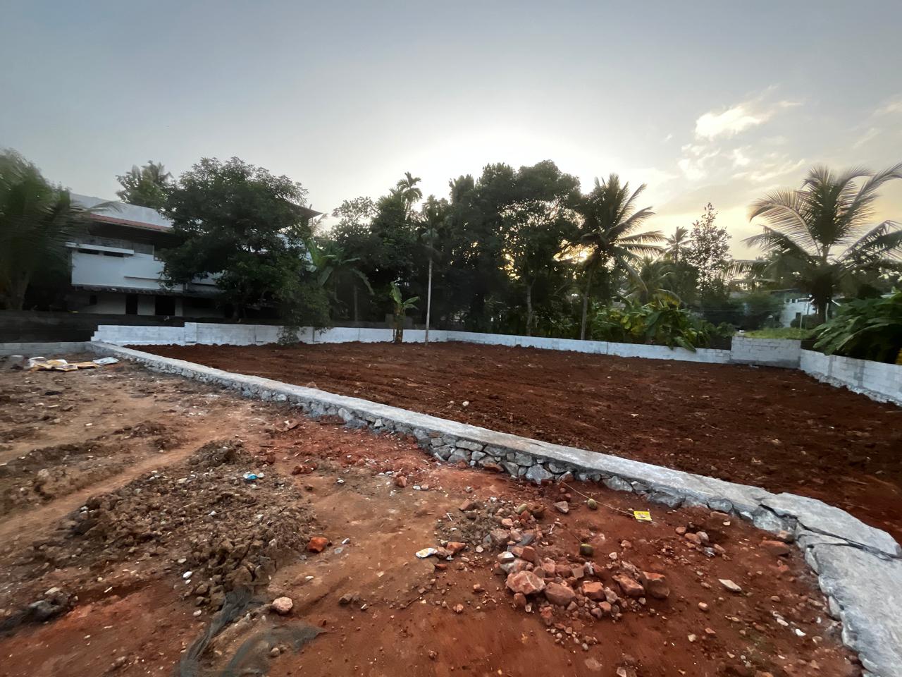 Plot For Resale in Peroorkada Thiruvananthapuram  7674946