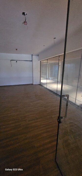 Commercial Shop 1050 Sq.Ft. For Rent in Vip Road Surat  7675057