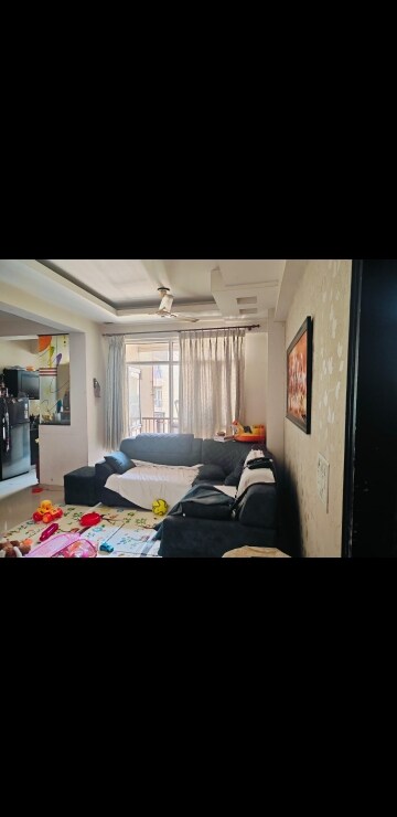 Bedroom in 2.5 BHK Apartment at Prateek Laurel, Sector 120 – for Sale
