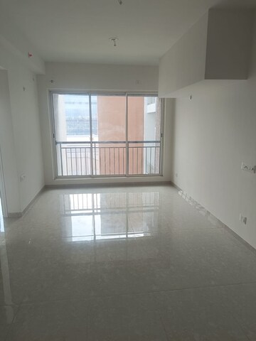Room in 2 BHK Apartment at Seawoods – for Rent