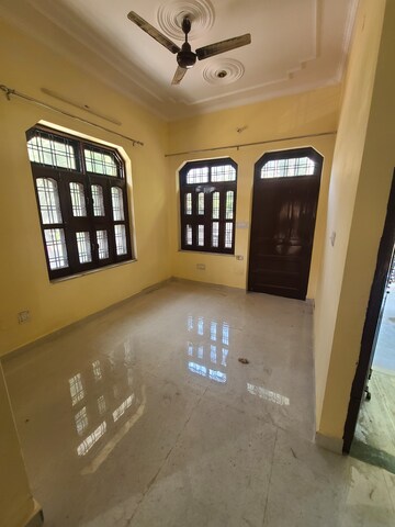 2 BHK Builder Floor For Rent in Sector 40 Gurgaon  7675291