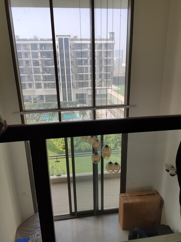 Room in 4 BHK Apartment at M3M Golf Estate, Sector 65 – for Rent