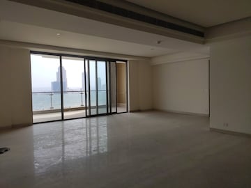 Room in 5 BHK Apartment at M3M ST. Andrews Golf Residences, Sector 65 – for Rent
