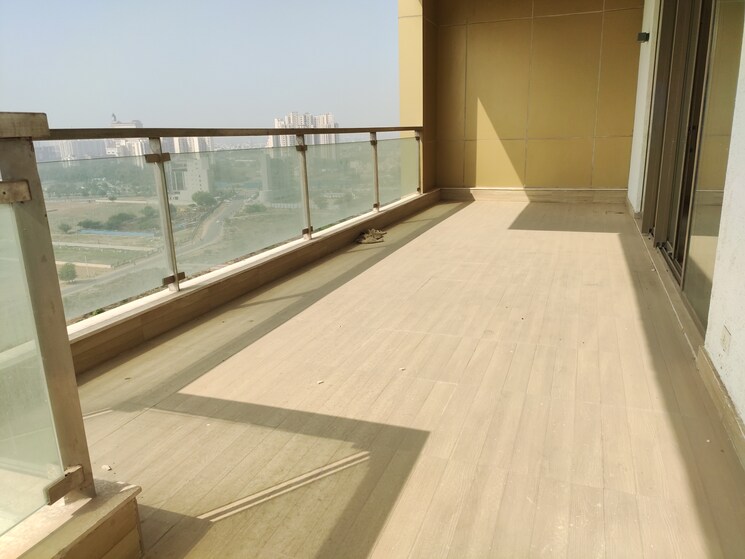 Balcony, m3m-st-andrews-golf-residences 5 Bedroom 6450 Sq.Ft. Apartment In Sector 65 Gurgaon 7675562