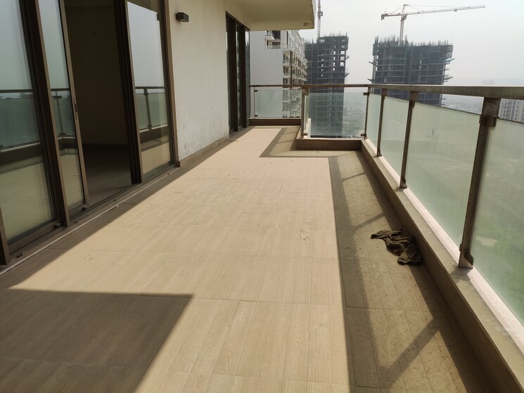 Balcony, m3m-st-andrews-golf-residences 5 Bedroom 6450 Sq.Ft. Apartment In Sector 65 Gurgaon 7675562