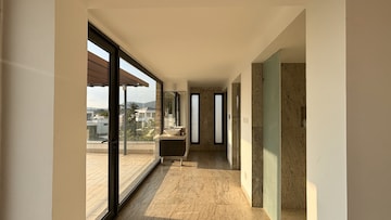Building Lobby in 4 BHK Villa at Prestige Golfshire, Nandi Hills – for Rent