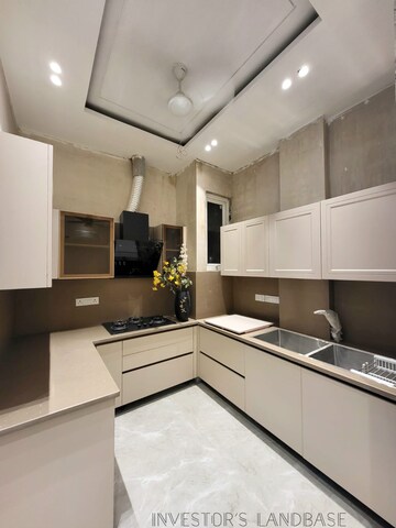 Kitchen in 4 BHK Builder Floor at CS Roseate 63, Sector 63a – for Sale