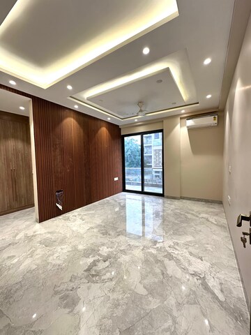 Bedroom in 4 BHK Builder Floor at Sushant Lok 3, Sector 57 – for Sale
