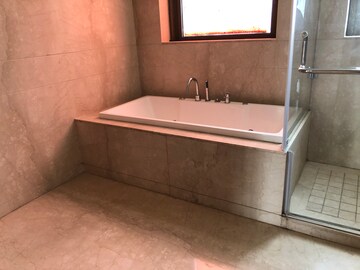 Bathroom in 3 BHK Apartment at M3M Golf Estate, Sector 65 – for Rent