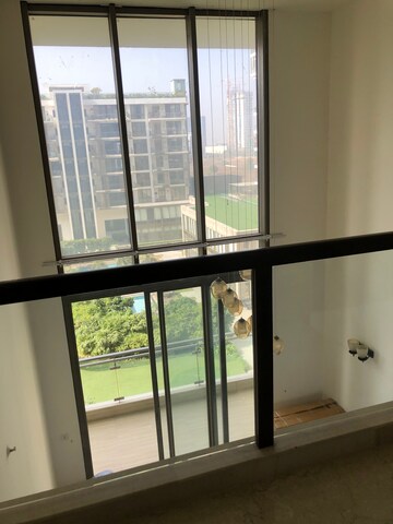 Furnished Amenities in 4 BHK Apartment at M3M Golf Estate, Sector 65 – for Rent