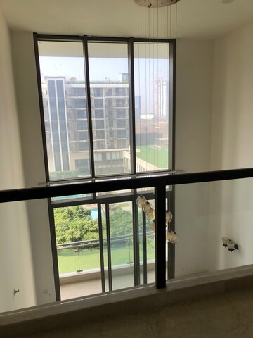 Staircase in 4 BHK Apartment at M3M Golf Estate, Sector 65 – for Rent