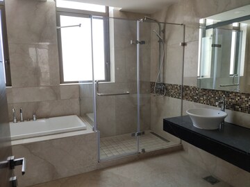 Bathroom in 4 BHK Apartment at M3M Golf Estate, Sector 65 – for Rent