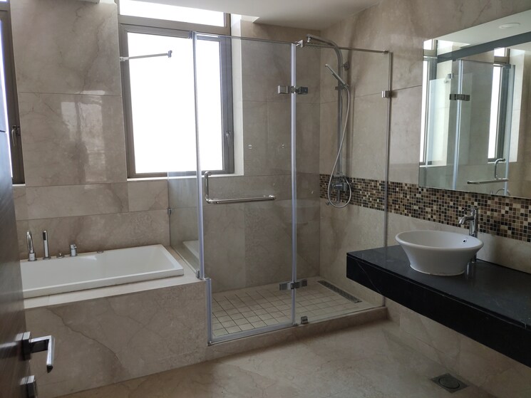 Bathroom, m3m-golf-estate 4 Bedroom 4785 Sq.Ft. Apartment In Sector 65 Gurgaon 7675790