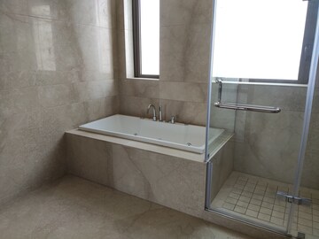 Bathroom in 4 BHK Apartment at M3M Golf Estate, Sector 65 – for Rent