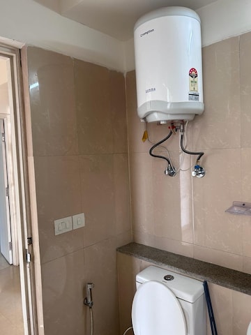 Bathroom in 3.5 BHK Apartment at Emaar Emerald Estate, Sector 65 – for Sale