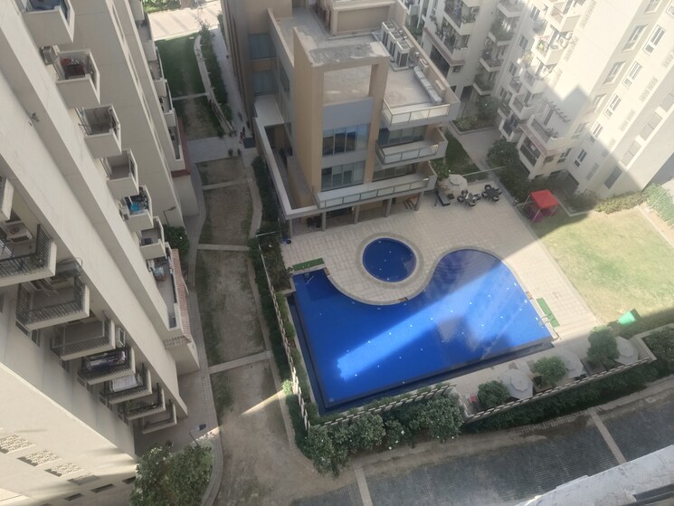 Gym, emaar-emerald-estate 3.5 Bedroom 1395 Sq.Ft. Apartment In Sector 65 Gurgaon 7675987
