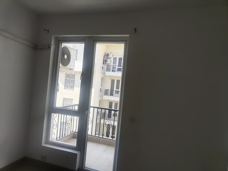 Room, emaar-emerald-estate 3.5 Bedroom 1395 Sq.Ft. Apartment In Sector 65 Gurgaon 7675987