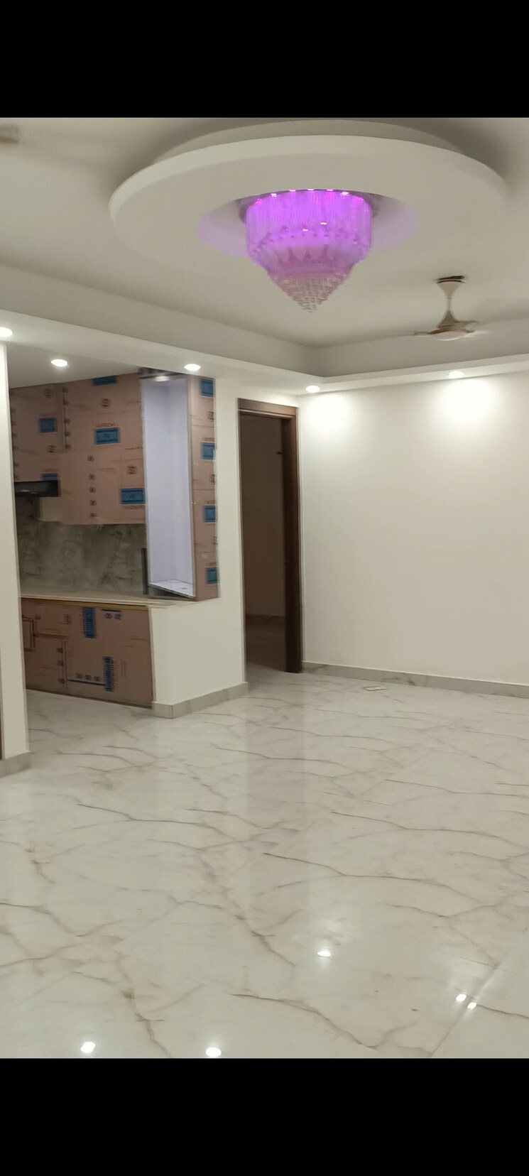 3 Bedroom 140 Sq.Yd. Independent House in Chattarpur Delhi