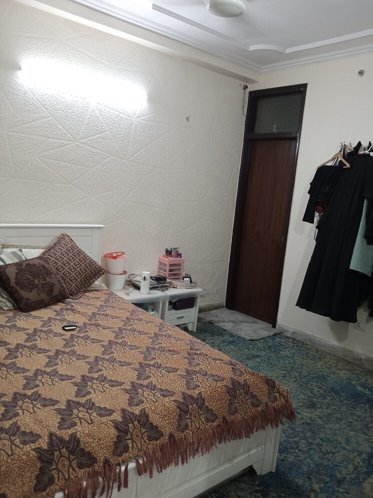 Bedroom, jogabai extension 3 Bedroom 100 Sq.Yd. Apartment In Jogabai Extension Delhi 7676084