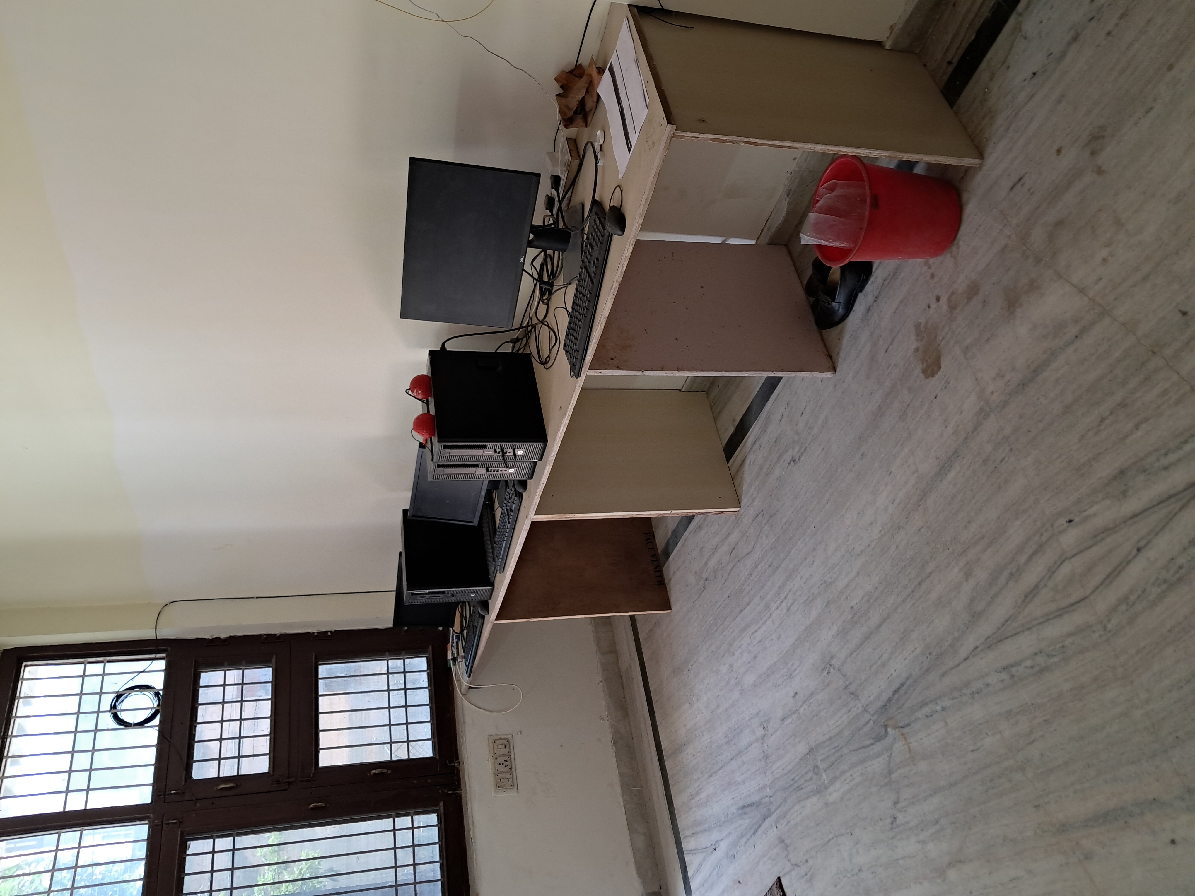 Rental Commercial Office Space 1500 Sq.Ft. in Chitrakoot Residency