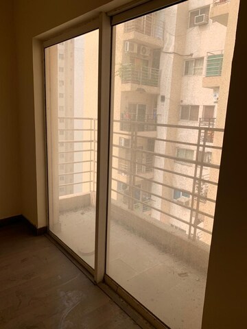 Bathroom in 2.5 BHK Apartment at Paras Tierea, Sector 137 – for Sale