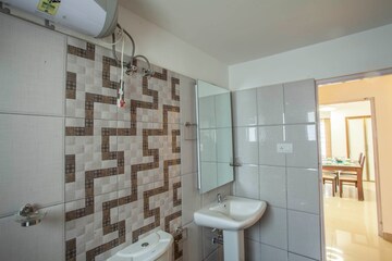 Bathroom in 3 BHK Apartment at Citrus Aries Lakeview, Jakkuru – for Sale