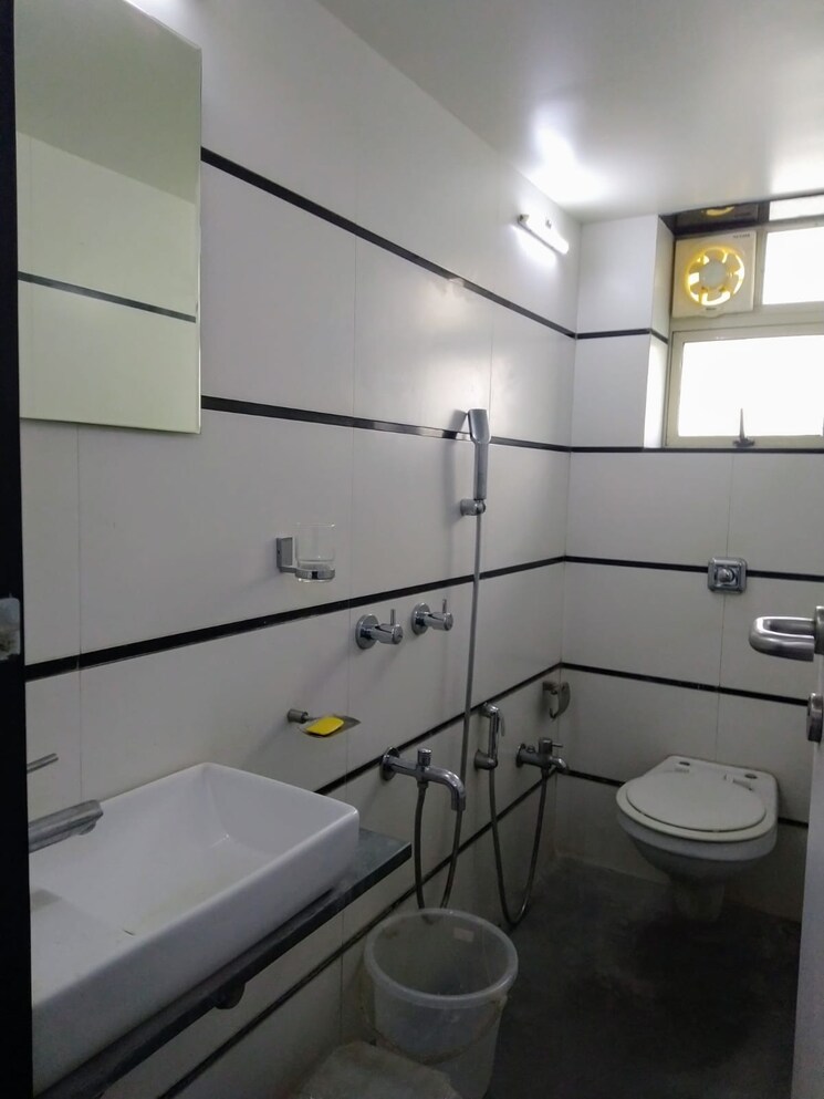 Attached Bathroom, shardashram-dadar-chs 2 Bedroom 650 Sq.Ft. Apartment In Dadar West Mumbai 7676588