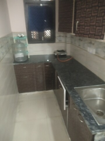 रेसिडेंशियल बिल्डर फ्लोर वर्ग फुट फॉर रेंट इन रोहिणी सेक्टर 3 दिल्ली  7676788