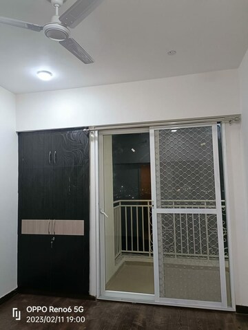 Room in 1 BHK Apartment at Gaur City 2 - 14th Avenue, Sector 16c Greater Noida – for Sale
