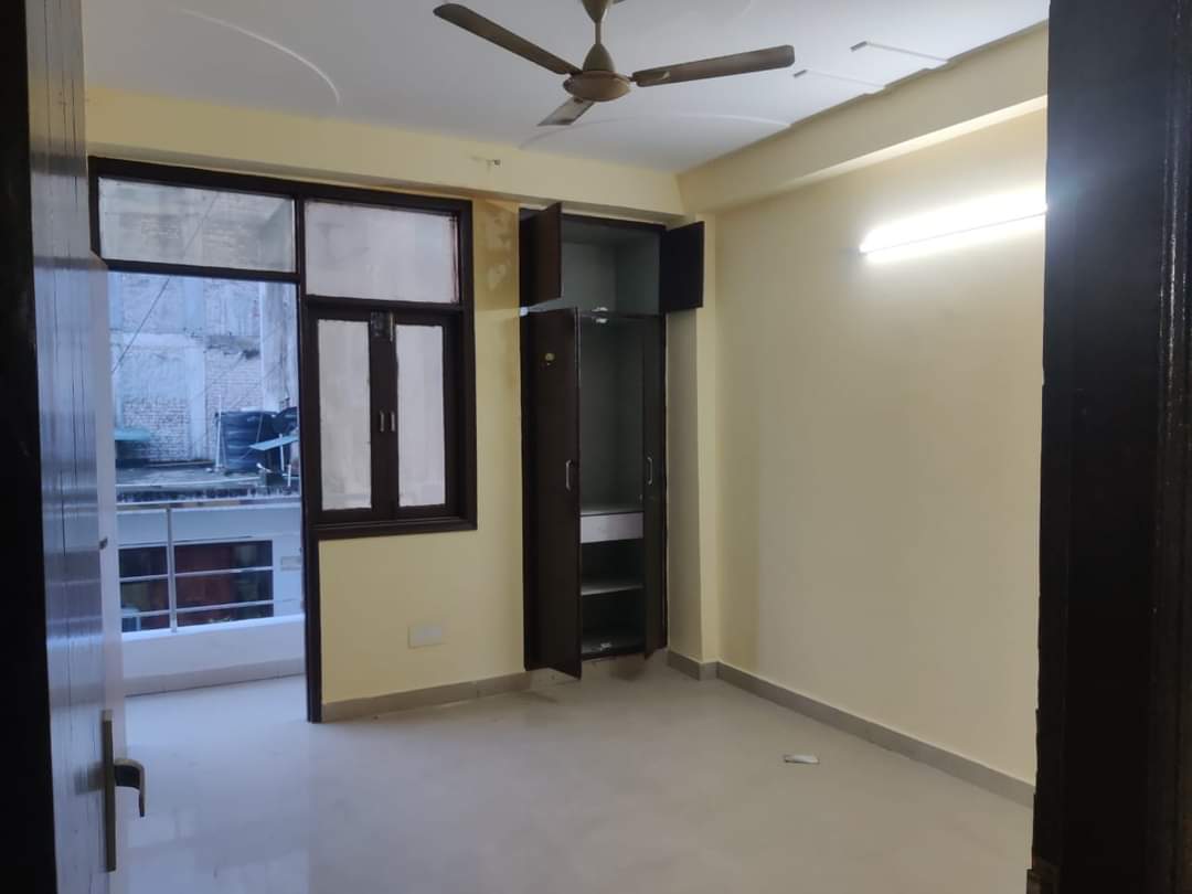 2 BHK Builder Floor For Rent in Chattarpur Delhi  7676839