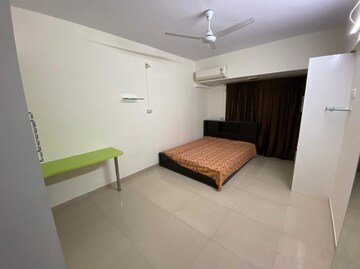 Room in 2 BHK Apartment at Orchid Enclave CHS, Andheri East – for Sale
