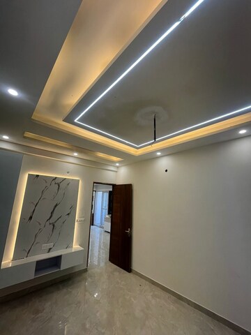 Furnished Amenities in 3 BHK Builder Floor at Gms Road – for Sale