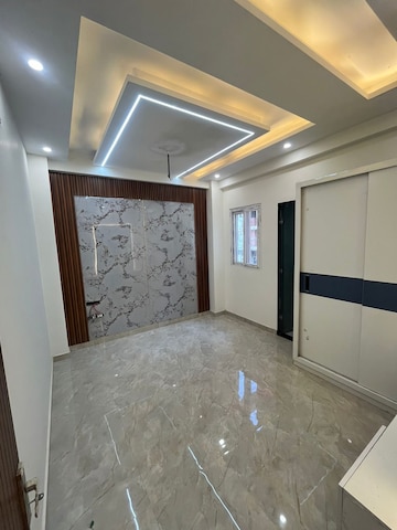 Room in 3 BHK Builder Floor at Gms Road – for Sale