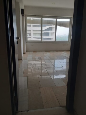 Room in 4 BHK Apartment at Shree Balaji Wind Park, Near Nirma University On Sg Highway – for Sale