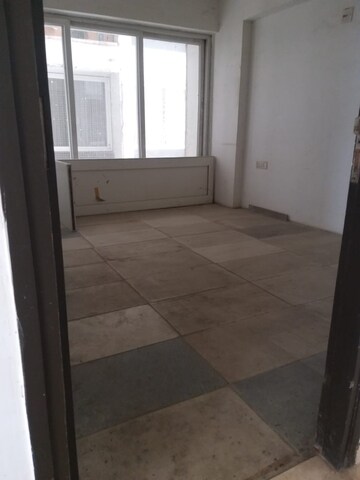 Room in 4 BHK Apartment at Shree Balaji Wind Park, Near Nirma University On Sg Highway – for Sale