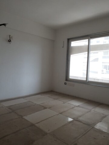 Room in 4 BHK Apartment at Shree Balaji Wind Park, Near Nirma University On Sg Highway – for Sale