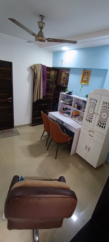 Master Bedroom in 2 BHK Apartment at Madhav Palacia, Ghodbunder Road – for Sale