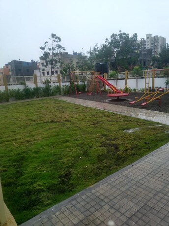 रेसिडेंशियल फ्लैट वर्ग फुट फॉर रेंट इन हडापसर पुणे  7677205