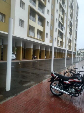 रेसिडेंशियल फ्लैट वर्ग फुट फॉर रेंट इन हडापसर पुणे  7677205