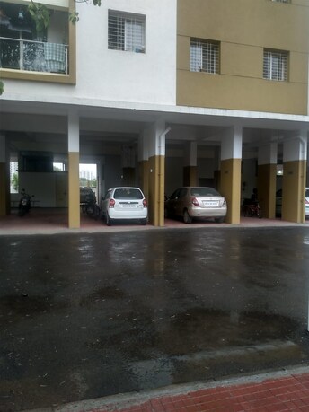 रेसिडेंशियल फ्लैट वर्ग फुट फॉर रेंट इन हडापसर पुणे  7677205